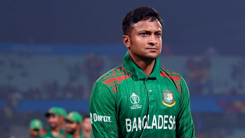 বিসিবি থেকে এখনও বেতন বাবদ ৪৮ লাখ টাকা পান সাকিব
